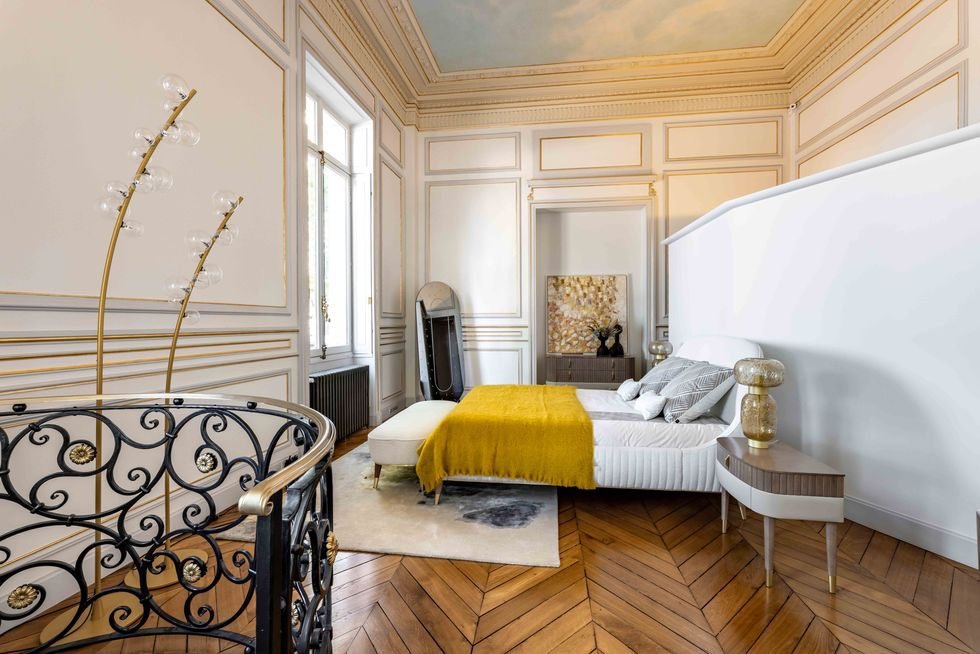 Parisian Aesthetics tweet media