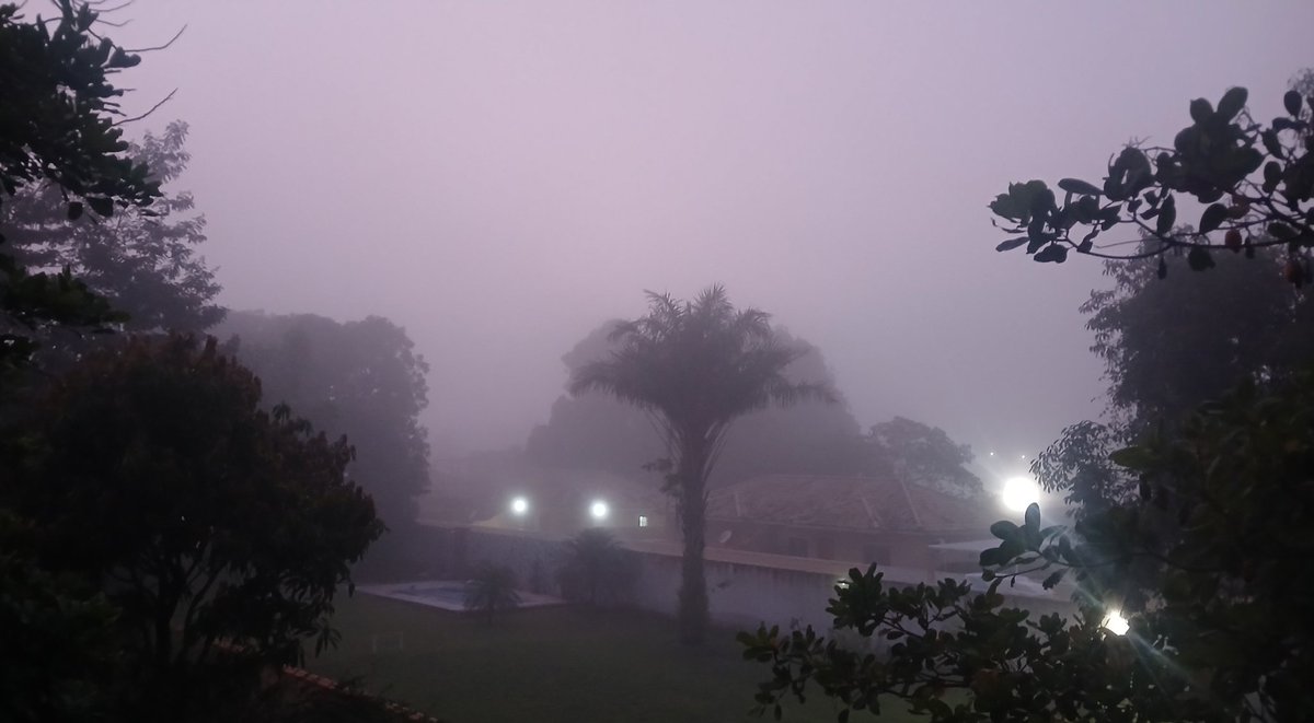 ta agora pq eu to em silent hill ?