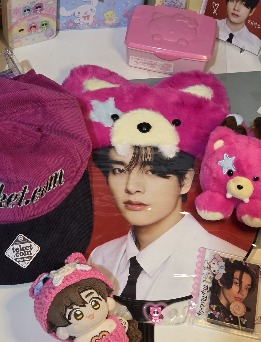 pinkeu lover 🩷

#JAKE