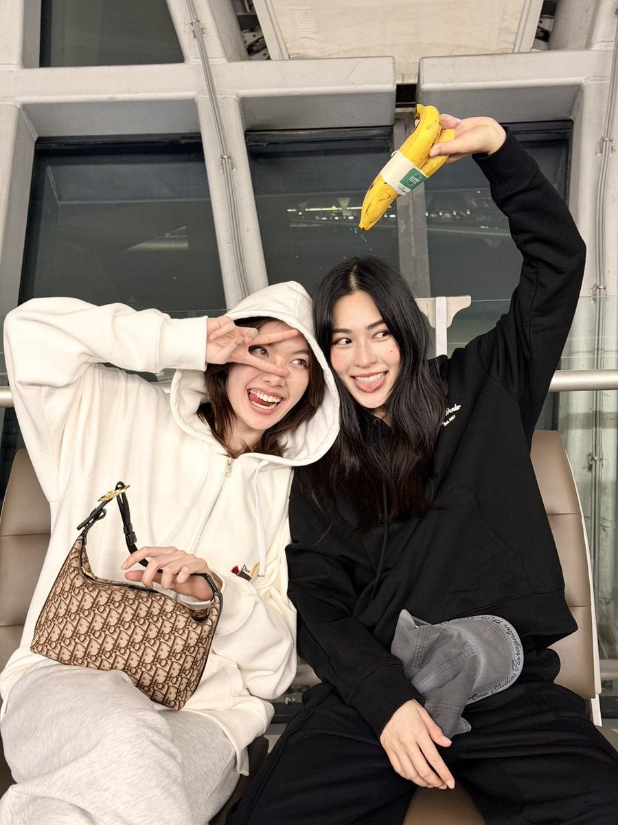 ปารีส…หวานแน่พิจ๋า 🥰

LINGORM TAKEOFF TO DIORAW26 #LingOrmDiorAW26APTLook #LingOrm #Dior #DiorAW...