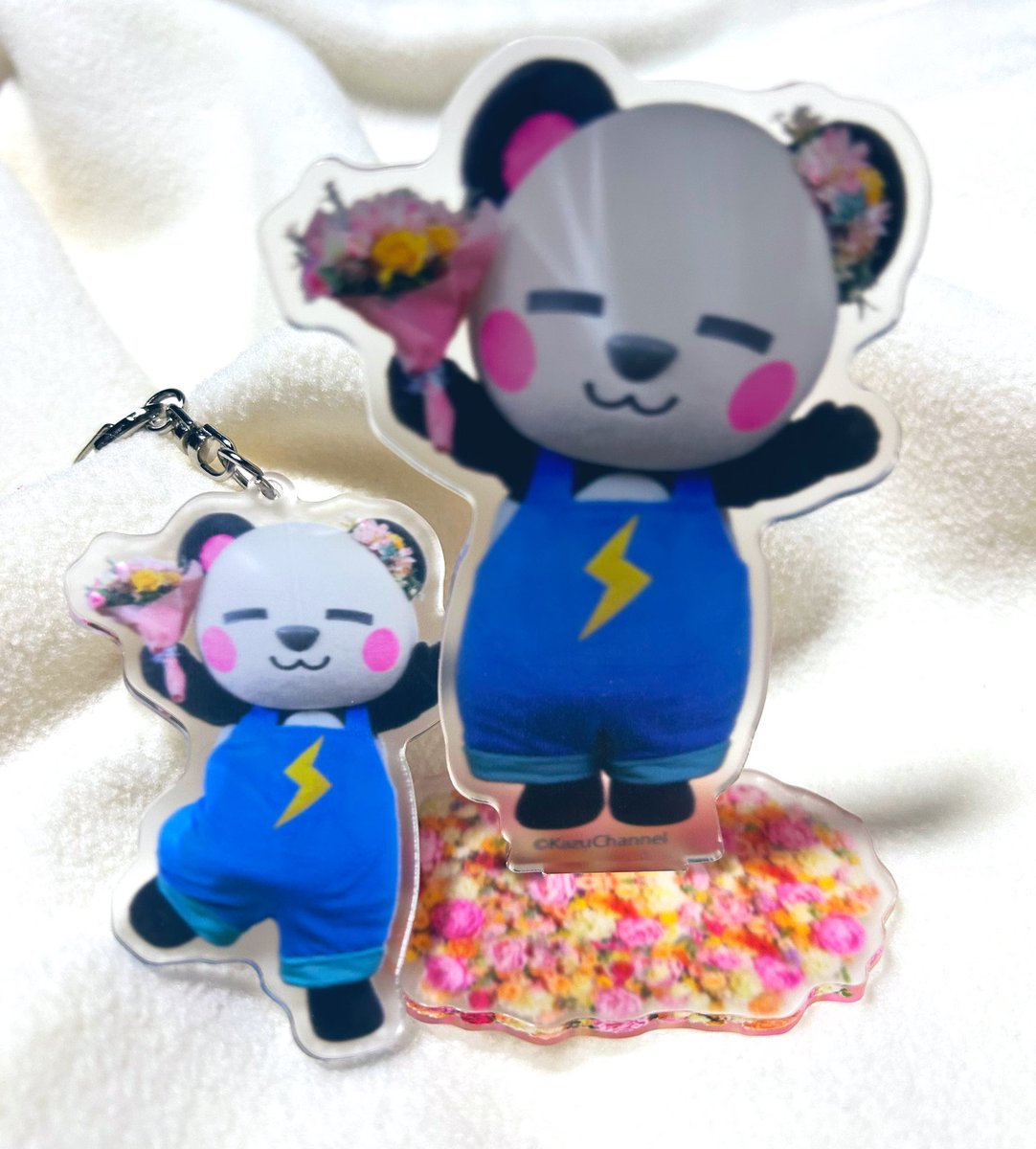 Rちゃん1周年セットもう届いたー！ めちゃめちゃ早くて笑ちゃったw