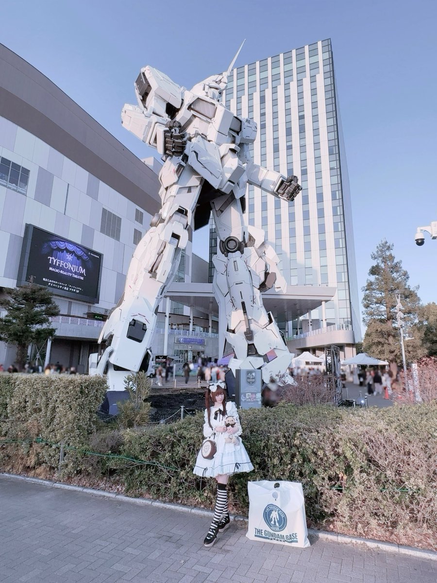 ガンダムとアリス…なるほど！と言われてにっこり。ユニコーンではないけど伝わってよかった。Ex-Sガンダム届くの楽しみです