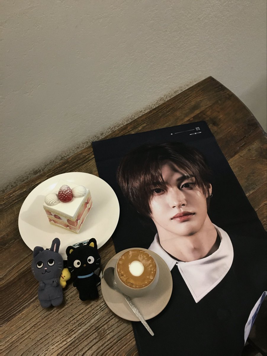 onetbinee tweet media