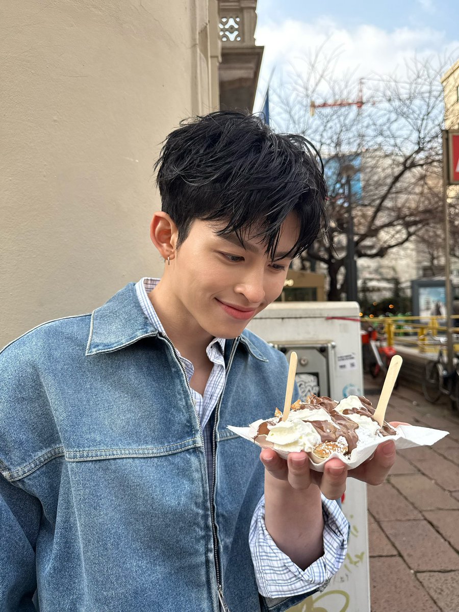 찍고 먹었는지 안먹었는지도 보고 좀