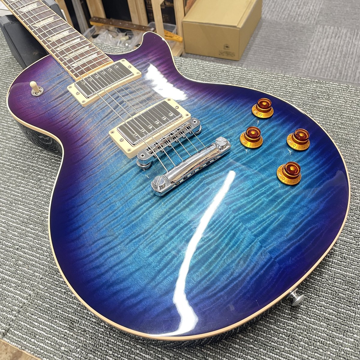 Gibson Les Paul Traditional ピックアップ交換のご依頼です。 Gibson