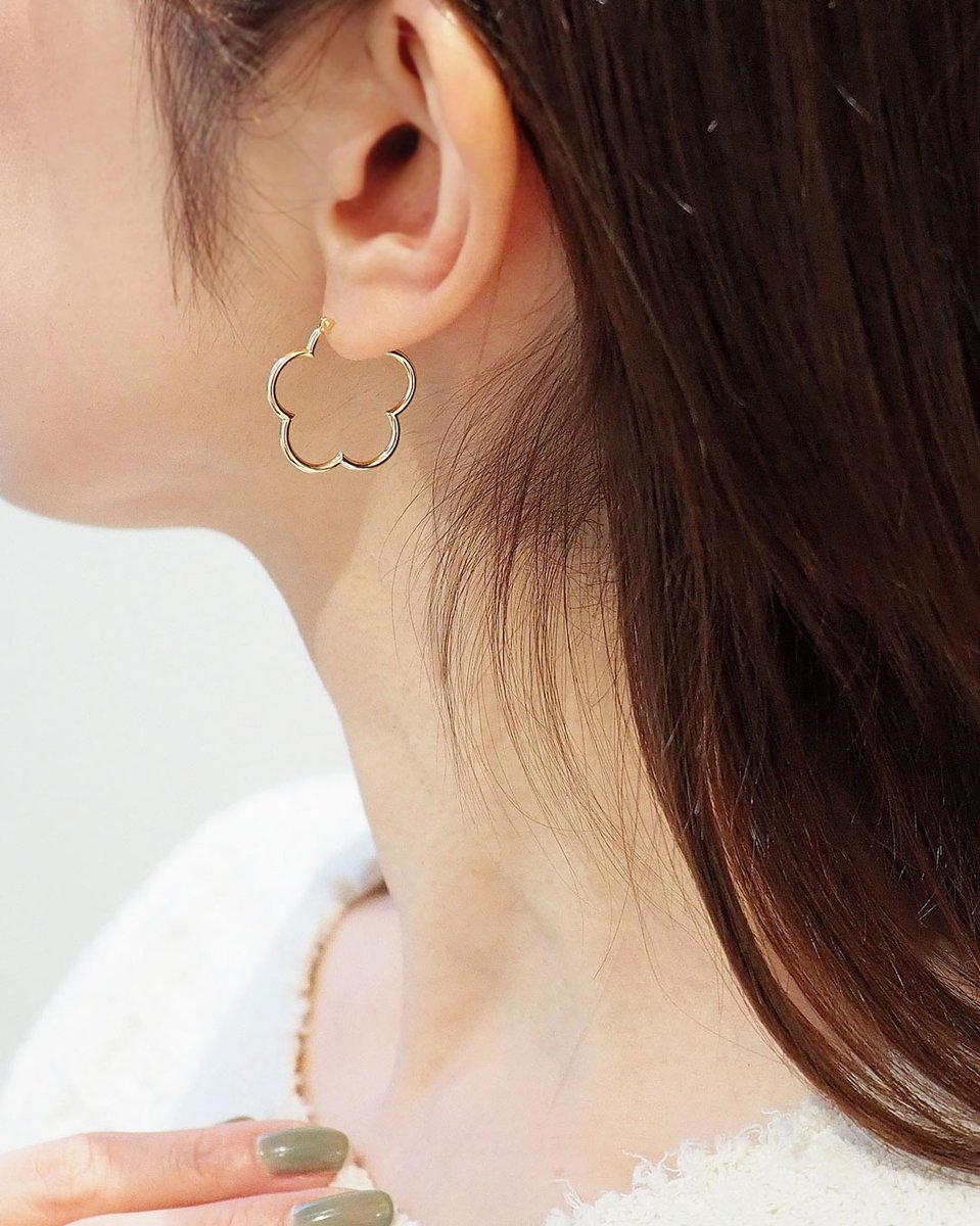 新作発売】SPRING COLLECTION 2026 柔らかな曲線で描いたフラワー