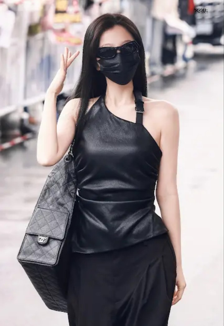 oregeel's tweet photo. #EstherYu #YuShuxin 
#Yuchuling 
🖤💯💋😍😘🥰 
Diva https://t.co/ruat9mI20L