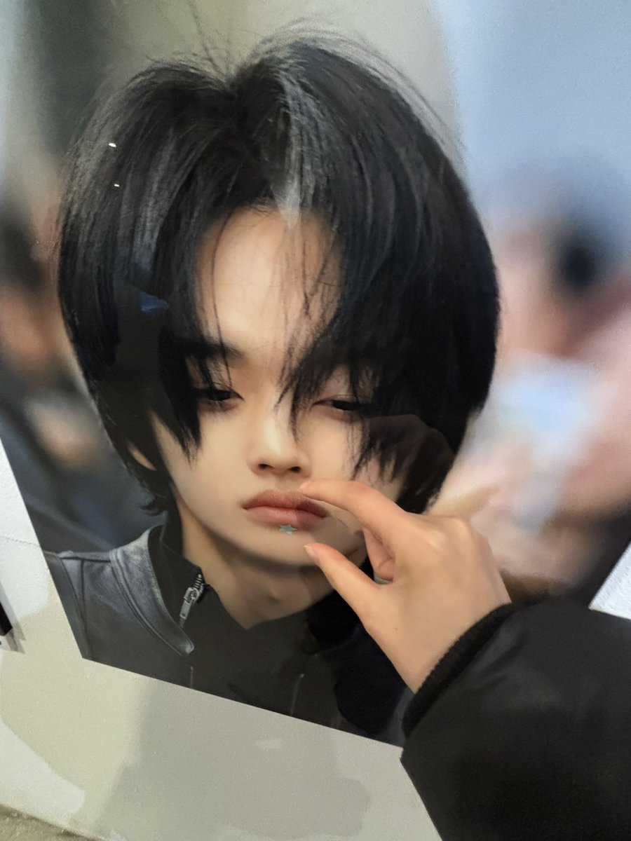 superrsuperstar's tweet photo. #IYKYK_WB 땨~💕💕 https://t.co/93ZePQK3SH