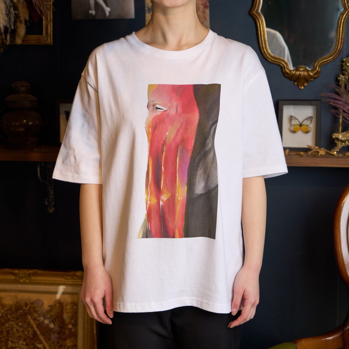 本日18:00〜より ヨルシカ LIVE TOUR 2026「一人称」 オフィシャル