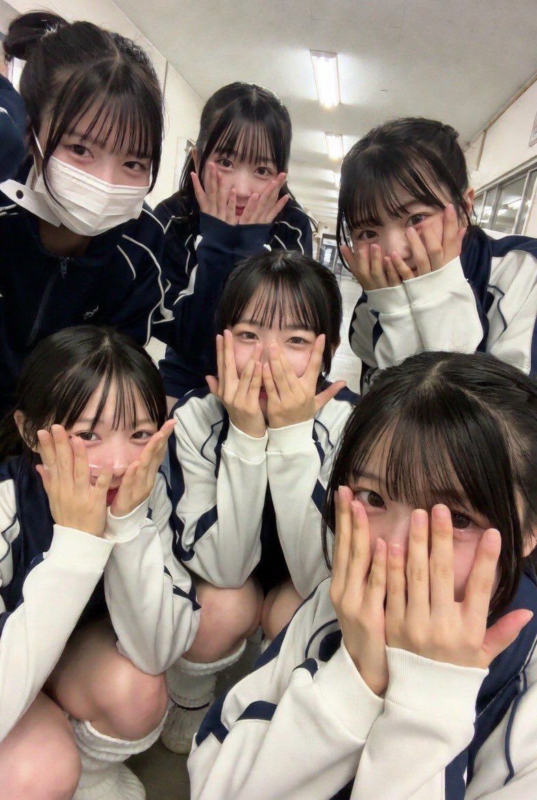 🌙 😴 るき 🖕 🔚 tweet media