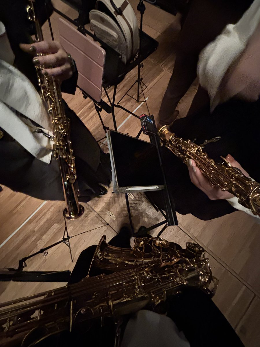 ym_fleur's tweet photo. 第9.9回YSA🎷
今回も楽しかった〜
YSAの中高生ステージで出会ってから10年も経っててびっくり‼️
また皆で吹きたいね〜！
#YSA 
 #横浜サクソフォンアンサンブル https://t.co/eIlI4hsdGc