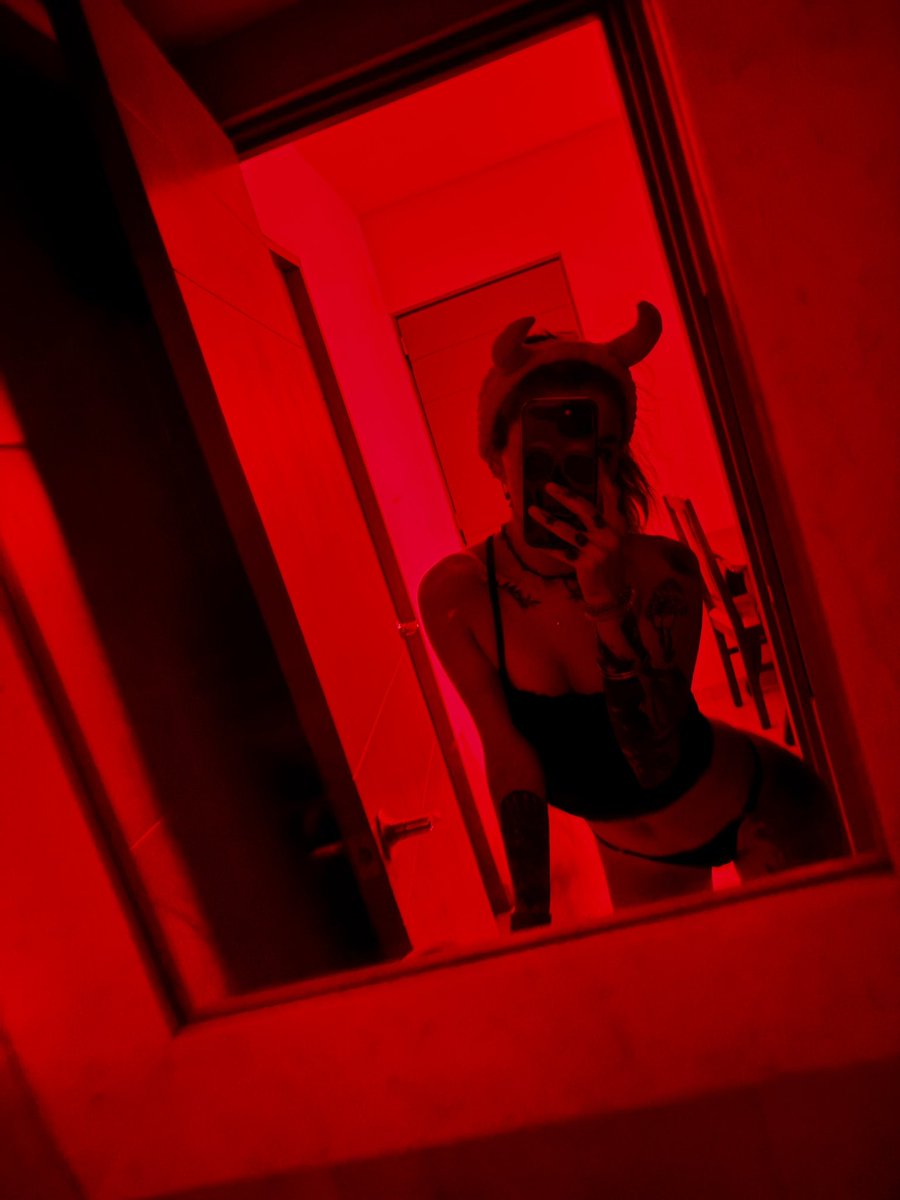 lamariadevil's tweet photo. 👹 https://t.co/jwqqCVFTyr