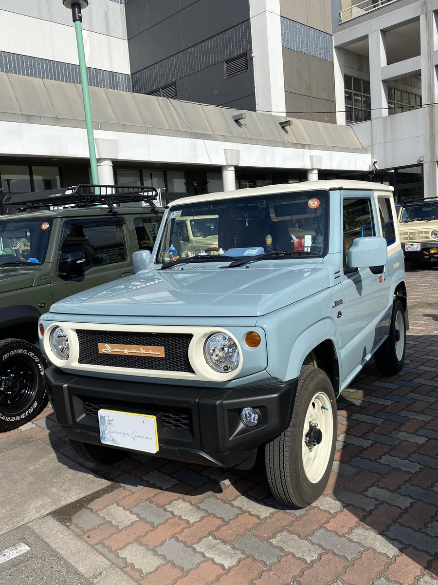 Beyond__Japan's tweet image. beyondスタッフです♪

3月1日に参加してくださった
車両をご紹介‼️

新旧　11 22 64ジムニー
レトロかわいいが⁉️
あってる表現🤭

ぜひ、次回も参加お待ちしてます。
次回のタイトルは…
レトロかわいい車集合かな👀

#beyondへ行こうツアー
#jimny
#ja11 #ja22 #jb64
#beyond