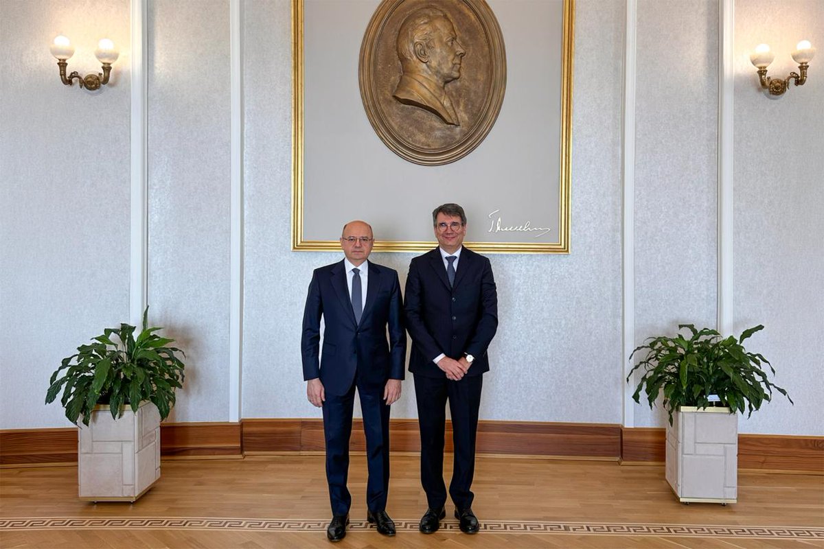 ParvizShahbazov's tweet image. On the eve of the #AdvisoryCouncil Ministerial Meeting, we met with Luca Schieppati, Managing Director, TAP AG (@tap_pipeline). We discussed the next phase of the #TAP expansion, the first stage of which was completed at the beginning of the year, as well as the current state of