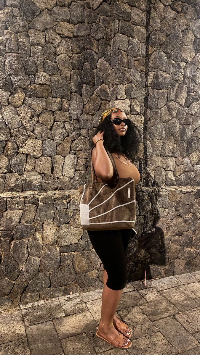 A F L I M B A ® tweet media