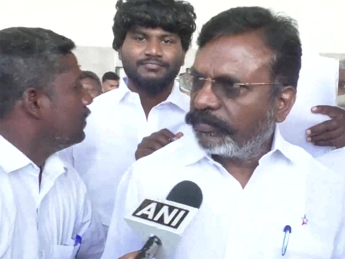 ani_digital's tweet photo. "We are not a party that bargains with DMK": VCK president Thirumavalavan
Read @ANI Story | https://t.co/vbWXWA0tqD
#VCKpresident #Thirumavalavan #DMK #TamilNaduelections https://t.co/VE0OONrt1D