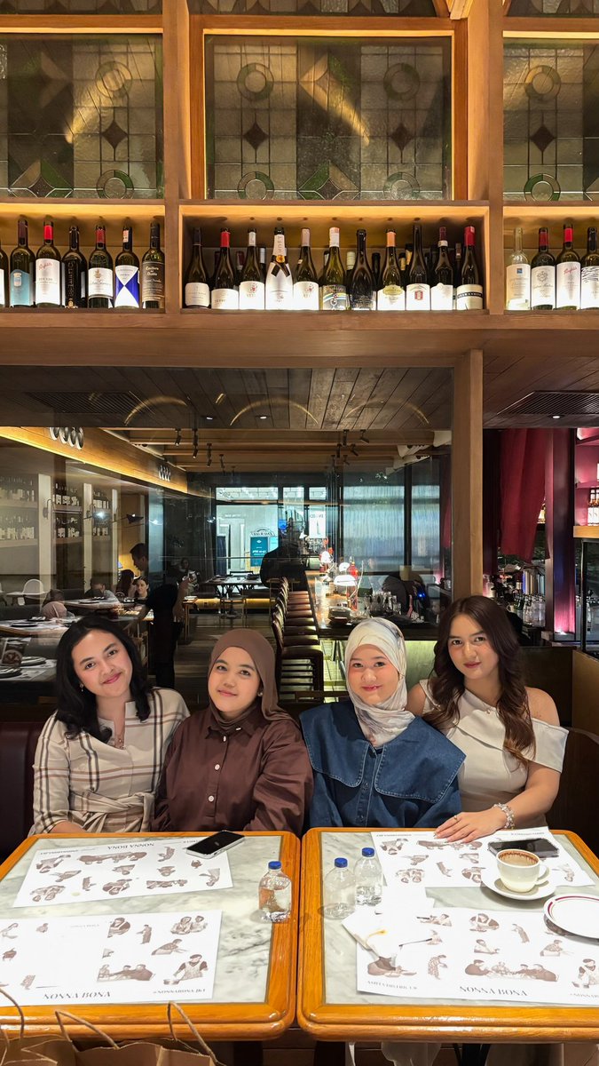 Zoey 🌧️ tweet media