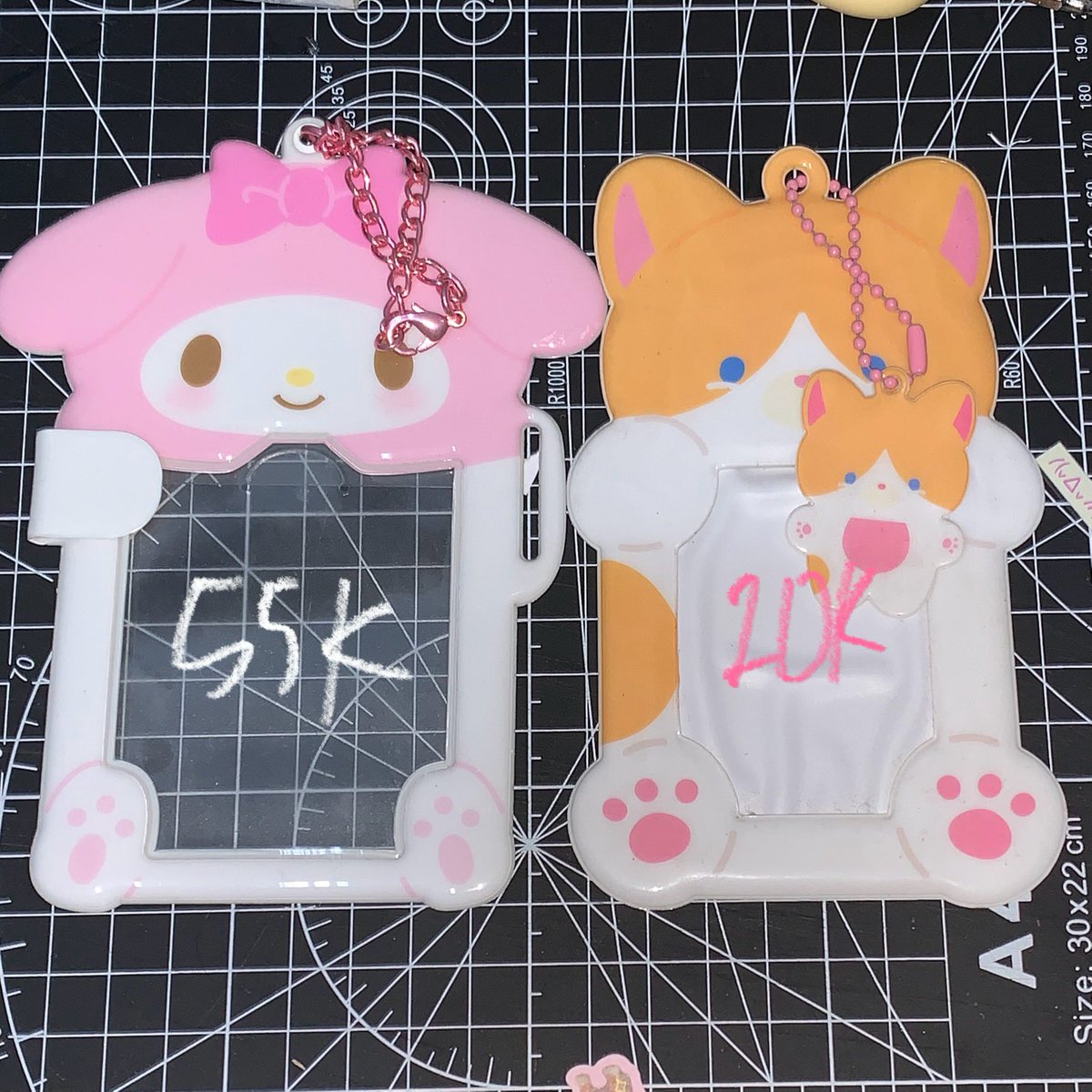 2binzeu's tweet photo. wts | want to sell
🍀 seria doll frog clothes/hat 20k
🍀 photocard holder sanrio melody (ori), ourmotif denim &amp; cat price on pict

🍏 excl admin &amp; 1250
⭐️ bandung 

t. cahol https://t.co/2yXw3ucknV