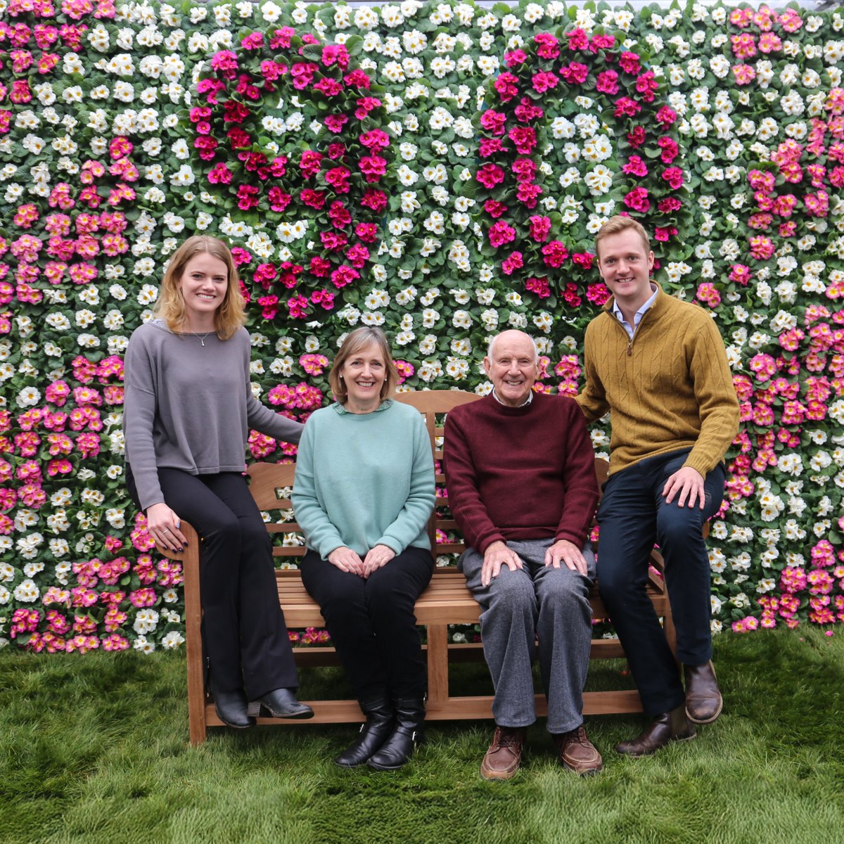 SquiresGC's tweet photo. We celebrate 90 years in 2026!
From a small nursery in 1936 to 17 garden centres across the South East, Squire’s has spent 90 years helping gardeners grow with confidence. Still proudly rooted in horticultural expertise, quality plants and friendly, knowledgeable service. 🌱 https://t.co/a5vnFzCT9f