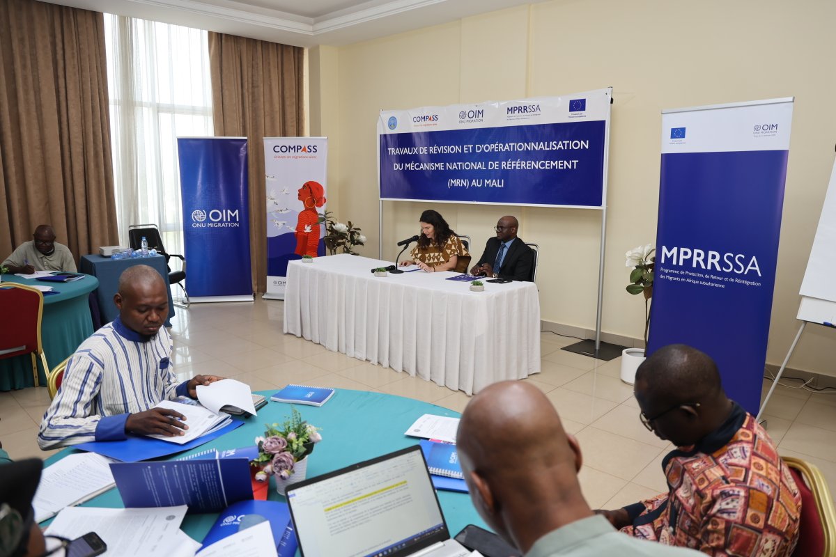 OIMMali's tweet photo. Réunion Interacteurs : cap sur le renforcement du MRN.
Objectif : harmoniser les efforts, clarifier les rôles et structurer une action concertée au service des migrants vulnérables, avec l’accompagnement de l’OIM.
#SafeMigration #compassiom https://t.co/VrmCPsIiwv