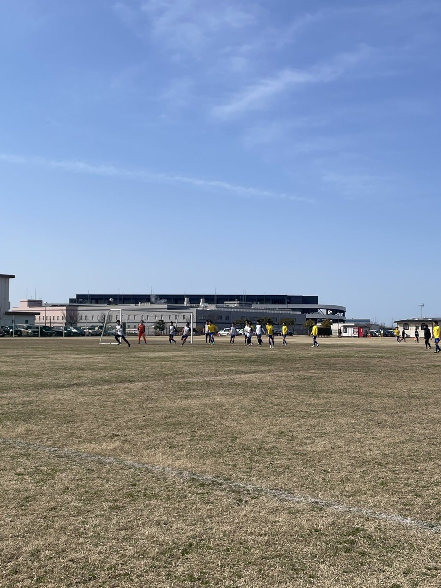 KFCTOPTEAM's tweet photo. プレシーズンマッチ(三���市)

🆚fcプエンテット2-0勝ち
🆚fcガルセロナ0-1負け

今年初の練習試合でした。
うまく行くところもあればまだまだ課題もある場面も多くありました。シーズン開幕まで残り1ヶ月です。開幕からいい結果でスタートできるようにチーム一丸となって頑張ります！！ https://t.co/pggajPJvm5