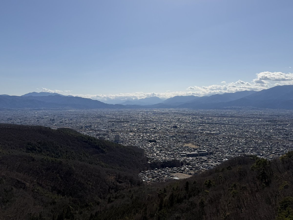 kaz012667's tweet photo. R8.2.28 八王子山 https://t.co/S60WGBMs08