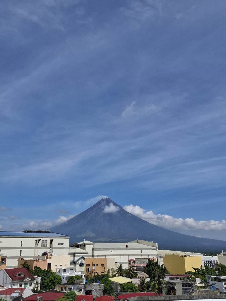 wheelZEEN's tweet image. Okay na? Last strech na lang ng SorCi bukas. Balik na us ng SorCi. 
#LabanLang
📍Legazpi City, Albay, Bicol Region