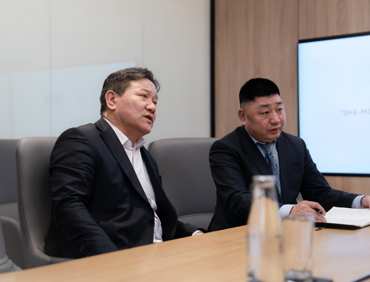 MongolynAltMAK's tweet photo. МАК компани эх, хүүхэд, нярайн мэс заслын тусламж, үйлчилгээг сайжруулахад чиглэсэн "Энх-Мэнд" хөтөлбөрийг ЭХЭМҮТ-тэй хамтран 21 аймгийн 330 суманд хэрэгжүүлэхээр боллоо 🙌

🔗 https://t.co/n2Kiy2AYVW https://t.co/e3EpDn0ekM