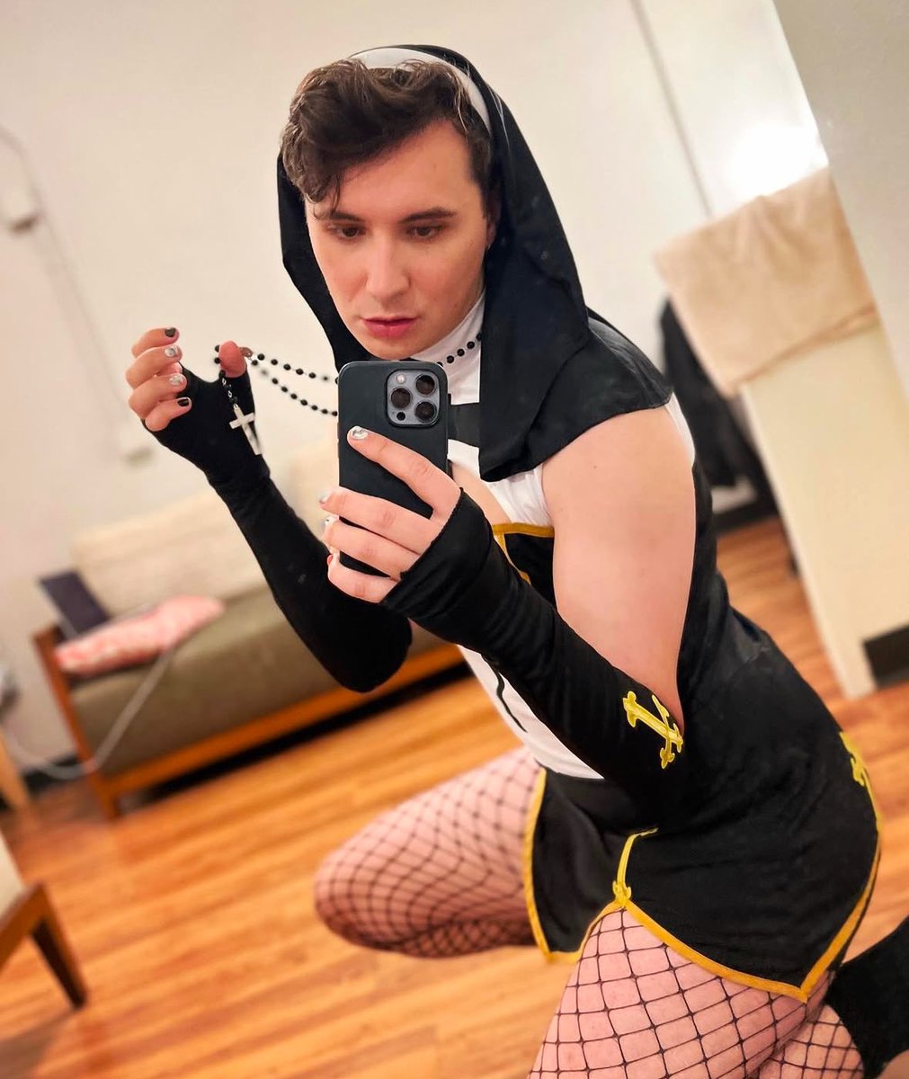 arya is a star 💫 tweet media