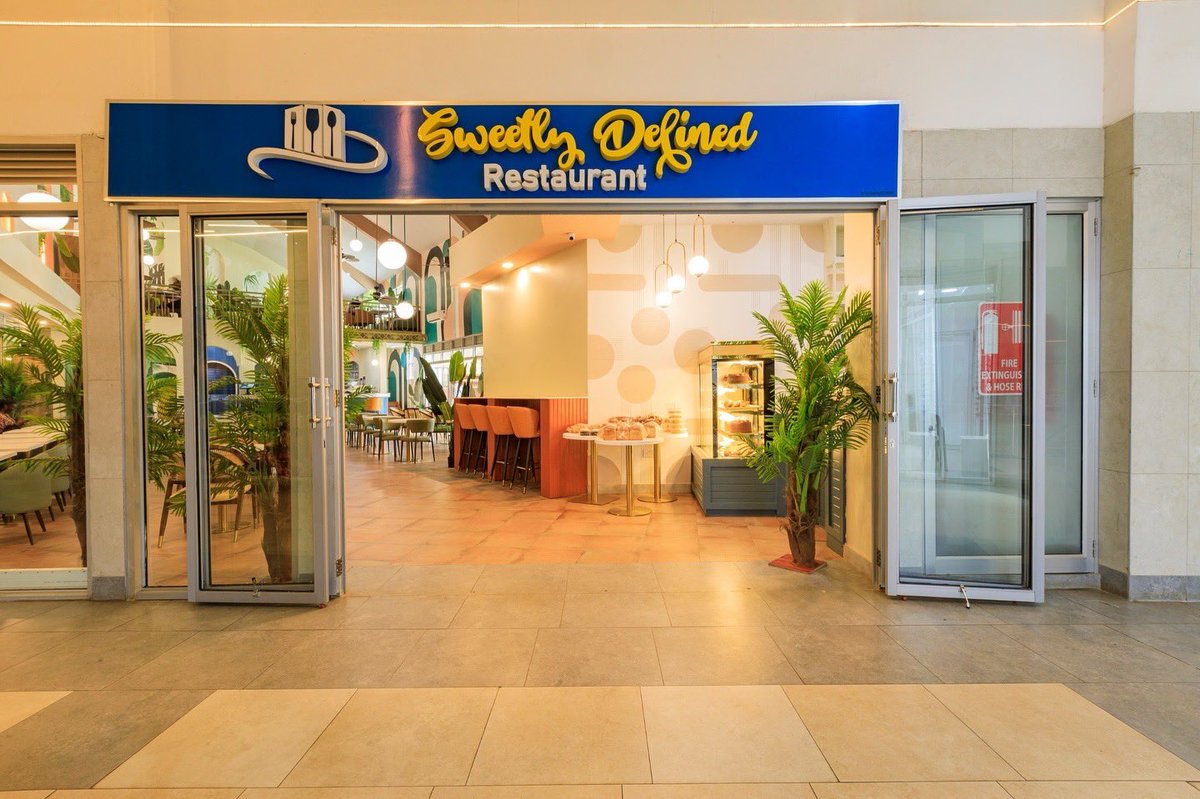 There’s just something about enjoying a meal that heals the heart, excites the brain, and brings the goals even closer.
Because the right spot = productivity + peace of mind. 🚀 And we’ve got it all. 

📲 : 0776833500 (Metroplex) 

#RemoteWorkLife #sdl #restaurantinkampala
