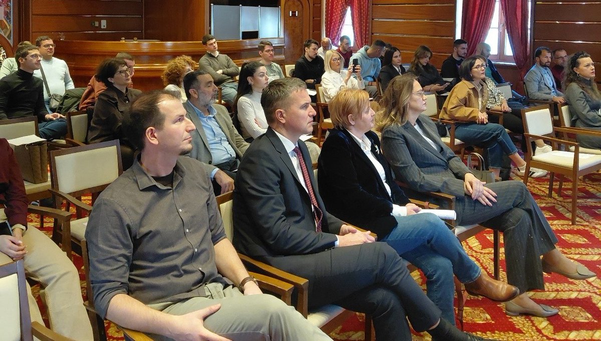 RECONNECT_MED's tweet photo. RECONNECT was proudly presented at the International #RoboNetCBC Conference! 🇪🇺🤖 Our team highlighted innovation, AI tools &amp; circularity in the blue economy. 🌊♻️

https://t.co/c8KoXy581J 

#InterregEuroMED #RECONNECT #Innovation #Sustainability #EUProjects https://t.co/sTwCtUEIOo