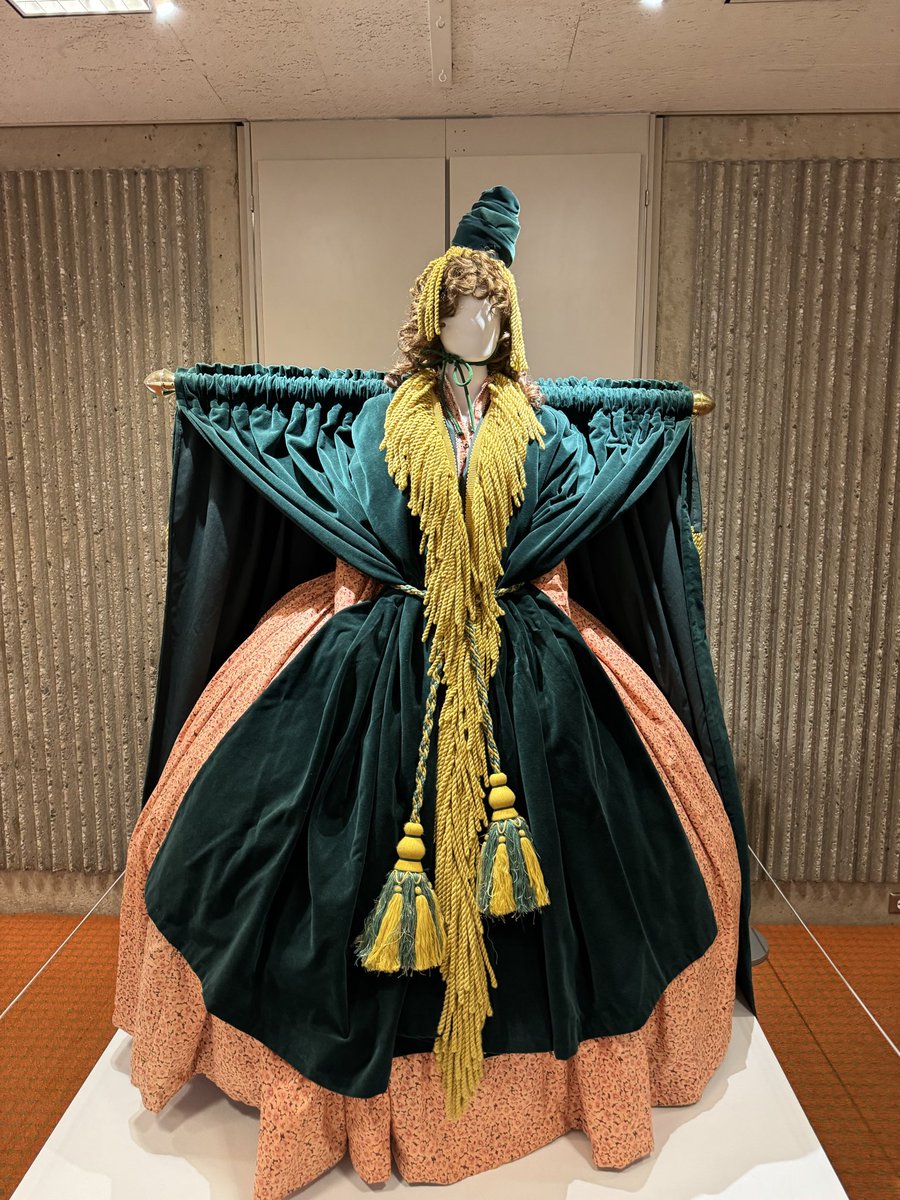 John Barrowman MBE tweet media