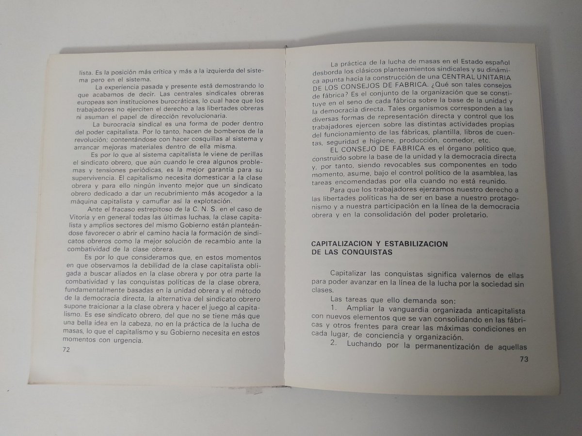 tenaeiz's tweet photo. 1977an, martxoak 3ko gertakarien urtebetera, borrokaren aurrekariak, garapena eta ondorioak aztertzeko xedearekin, 'Vitoria 76' liburuxka argitaratu zuen, langileen defentsan borrokan ari zirenei “hausnarketarako eta interpretaziorako elementu zientifikoagoak” eskaintzeko asmoz. https://t.co/kzsmYoepCc