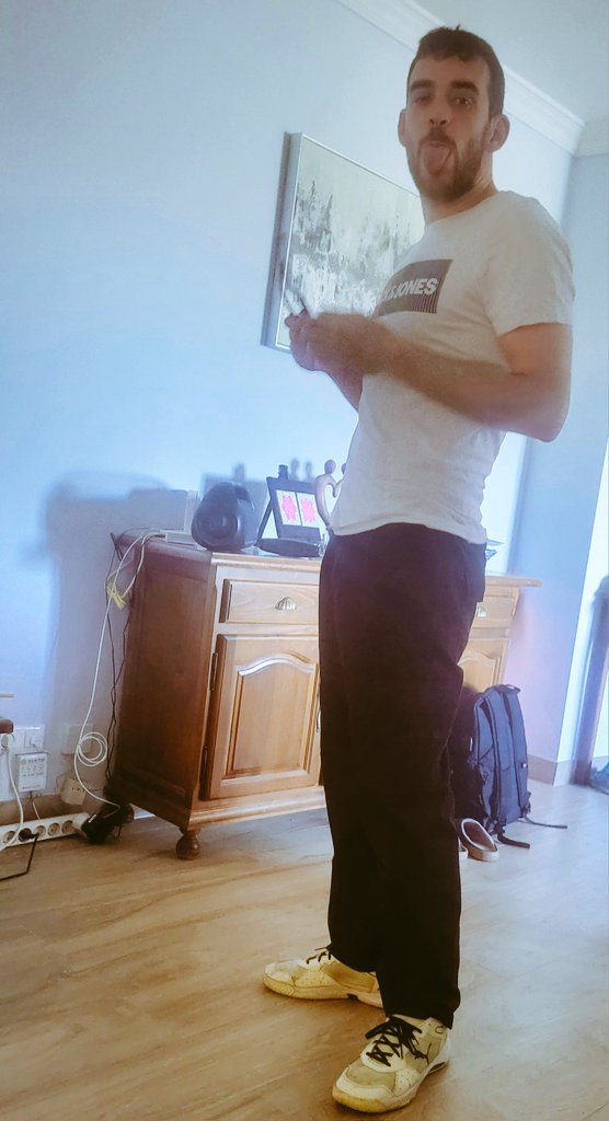 Declan D tweet media