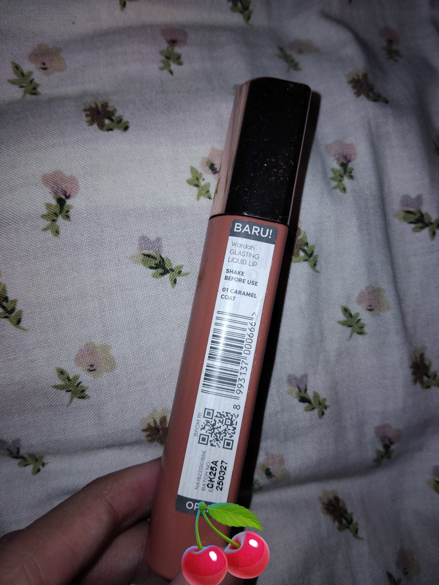 wonhannieu's tweet photo. wts sell wardah glasting liquid lip shade 01 caramel coat exp maret 2027

– price 60k inc 🍊 adm &amp; pack
– dom jkt
– baru 1x swatch di tangan https://t.co/382dDgQv8m