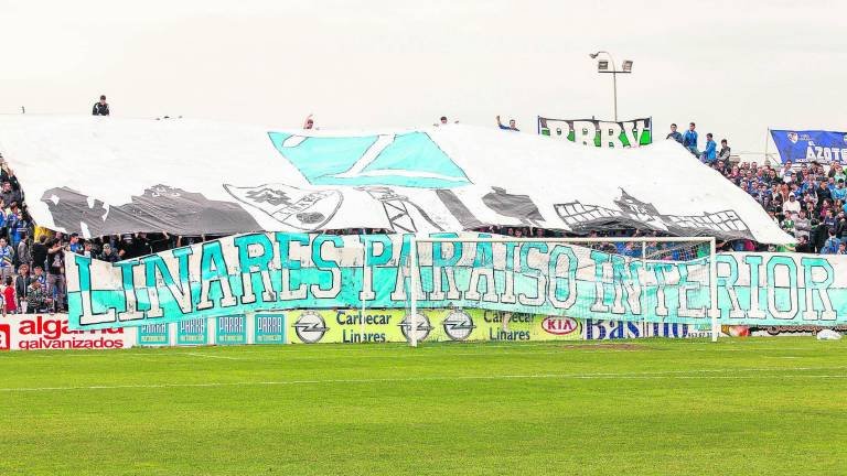 Del Linares soy y tú eres la alegría de mi corazón💙