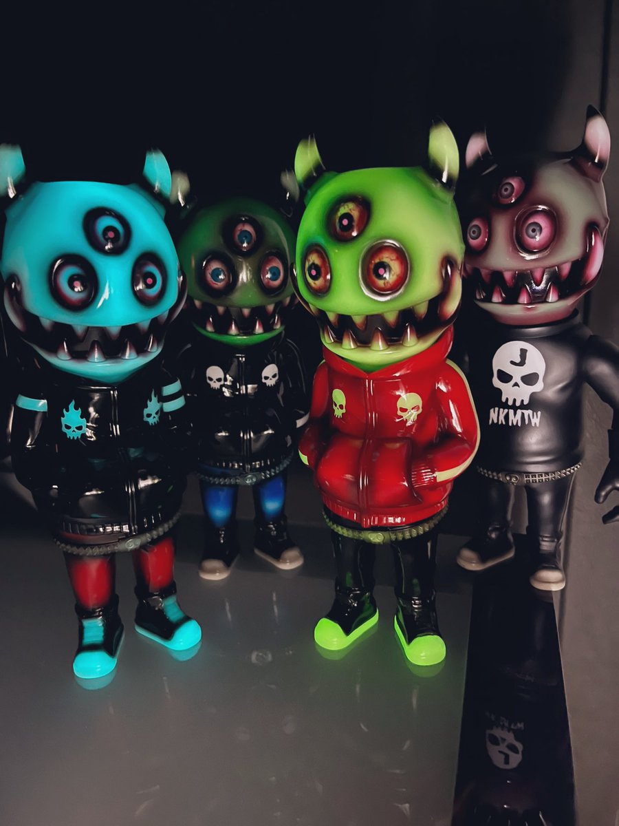 なかなか手に入らないと、欲しいが先行してしまった。 やっぱりソフビ