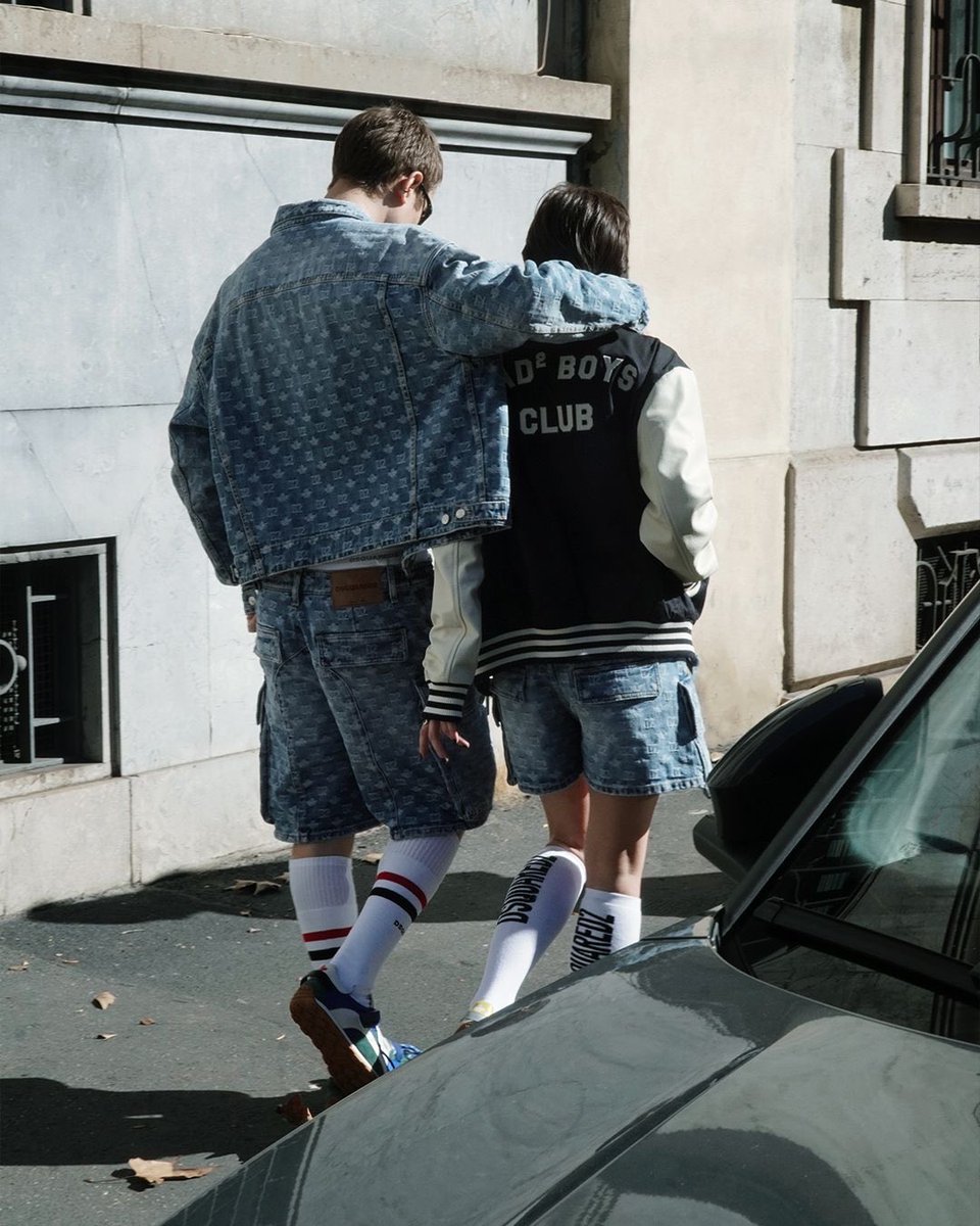 DSQUARED2 tweet media