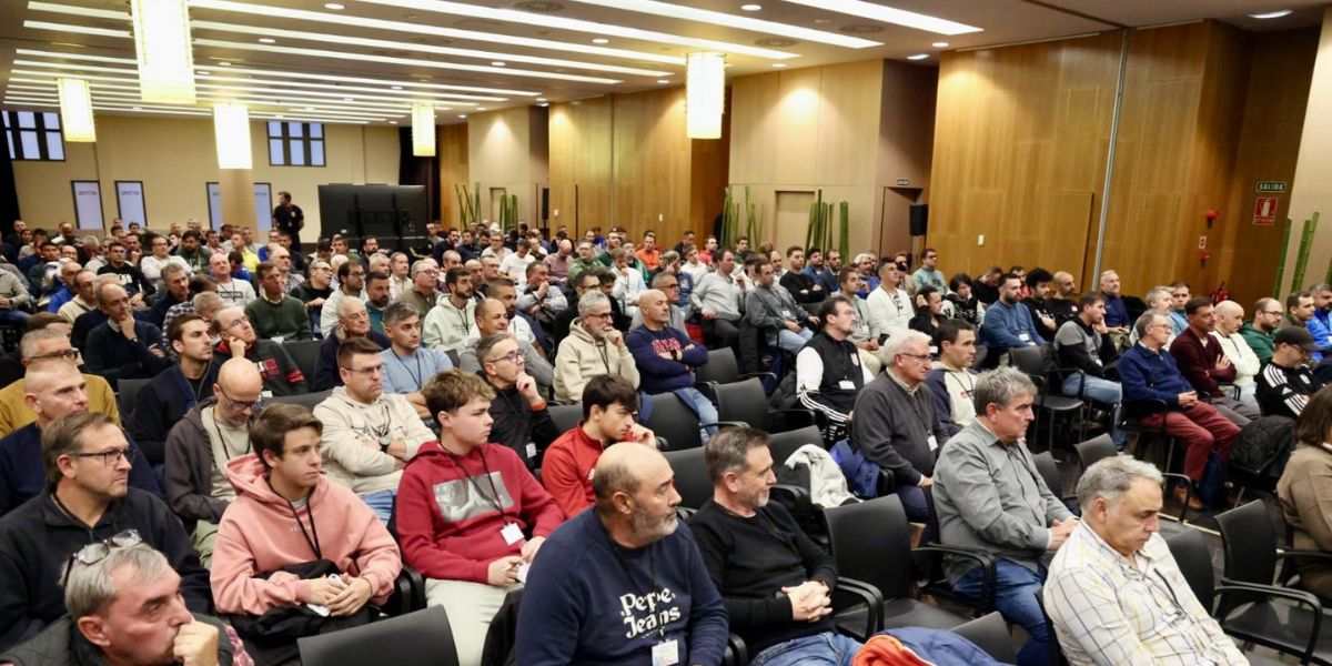 Real Federación Aragonesa Fútbol tweet media