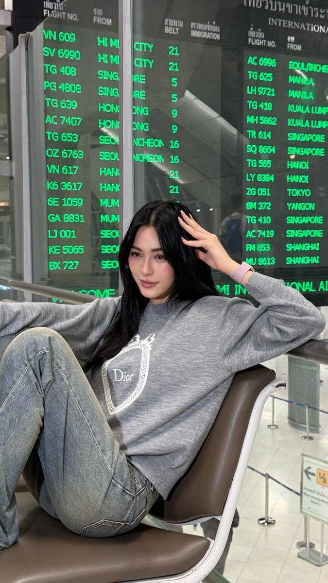 LingOrmCH3's tweet photo. พิคนเท่คนคูล 

LINGORM TAKEOFF TO DIORAW26 #LingOrmDiorAW26APTLook #LingOrm #Dior #DiorAW26 #PFW  @Dior @linglingsirilak @ormmormm https://t.co/26MNlC3q5A