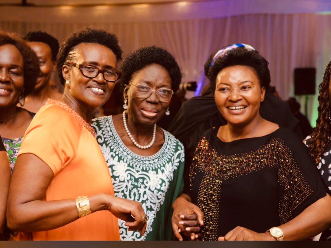 joanmachora_'s tweet photo. I see strength in this picture. 
#UnityFirst
@RebeccaKadagaUG @WinnieKiiza @Winnie_Byanyima https://t.co/OZVYv4fmRk