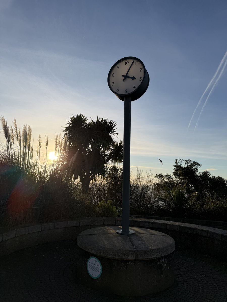 DollyHPN's tweet image. Postcards from #Folkestone 💌

Sorry for the photo spam this morning, but it’s just too beautiful not to share 📸 

#lovewhereyoulive #bythesea