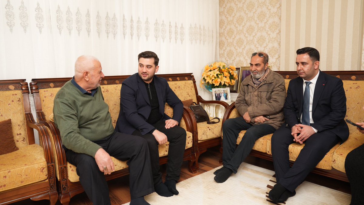 📍 Ertuğrulgazi Mahallesi

Ertuğrulgazi Mahallemizde kıymetli Cançelik ailemizi ziyaret ettik. 

Samimi sohbetleri ve misafirperverlikleri için kendilerine gönülden teşekkür ediyoruz.