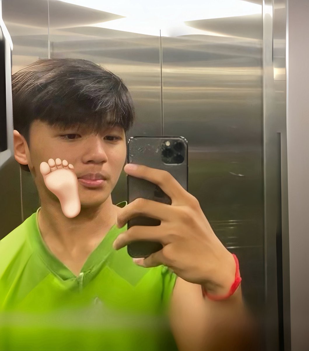 Tomie.rain tweet media