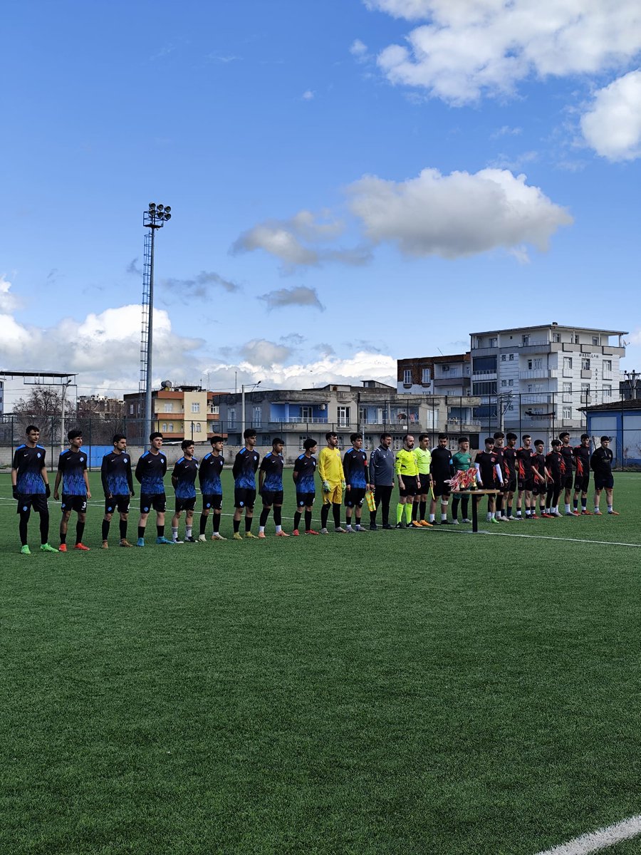 baal768300's tweet photo. Okulumuz Bismil Atatürk Anadolu Lisesi, Liseler arası futbol turnuvasında İlçe 1."si şampiyonu oldu.Tebriklrr👏👏👏
@Diyarbakirmem @bismilmem @dogan_azz https://t.co/aCspyTJ30i