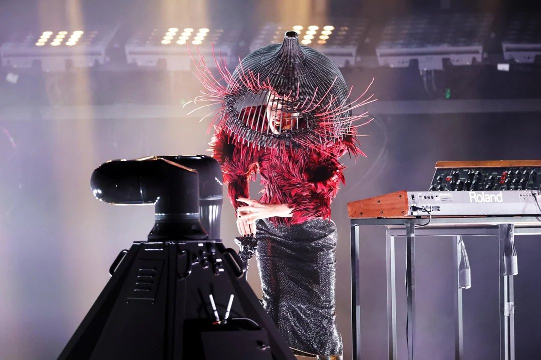 PROLIGHTS tweet media