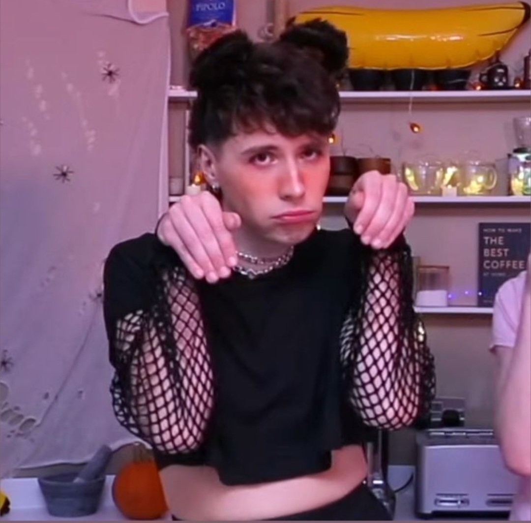 arya is a star 💫 tweet media