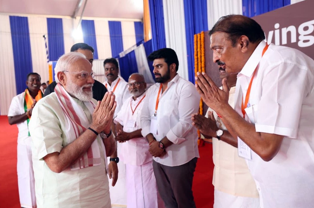 BlrNirmal's tweet photo. An absolute privilege and honour to meet with Hon’ble PM Shri @narendramodi ji in Puducherry.
His clarity of thought, enthusiasm and commitment to excellence are deeply inspiring. A privilege to learn from such leadership.
@BJP4Puducherry
#NarendraModi #PuducherrywithModi https://t.co/kNaqgGoCVe