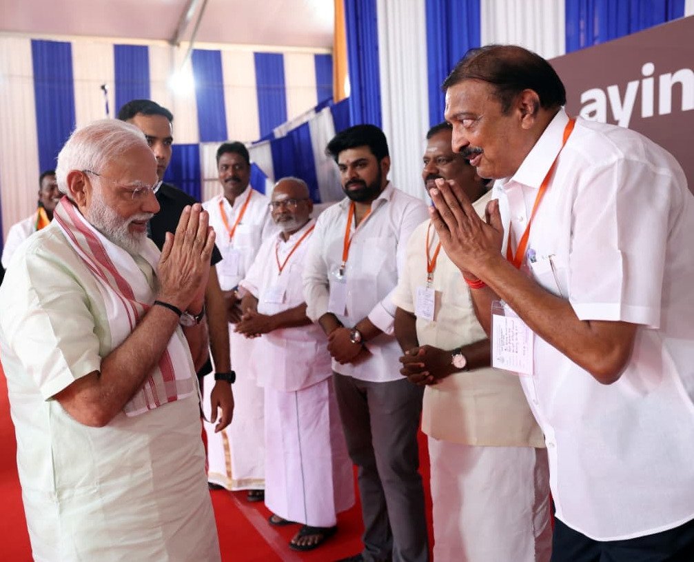 BlrNirmal's tweet photo. An absolute privilege and honour to meet with Hon’ble PM Shri @narendramodi ji in Puducherry.
His clarity of thought, enthusiasm and commitment to excellence are deeply inspiring. A privilege to learn from such leadership.
@BJP4Puducherry
#NarendraModi #PuducherrywithModi https://t.co/kNaqgGoCVe