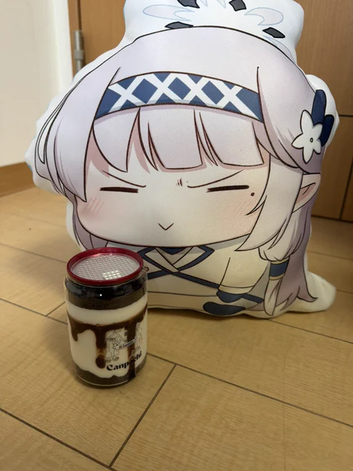 ドヤヒマちゃん!今日のおやつはなんと… 睡蓮さんからいただいたケーキさんだよ!! 色んな種類があるから沢山食べようね